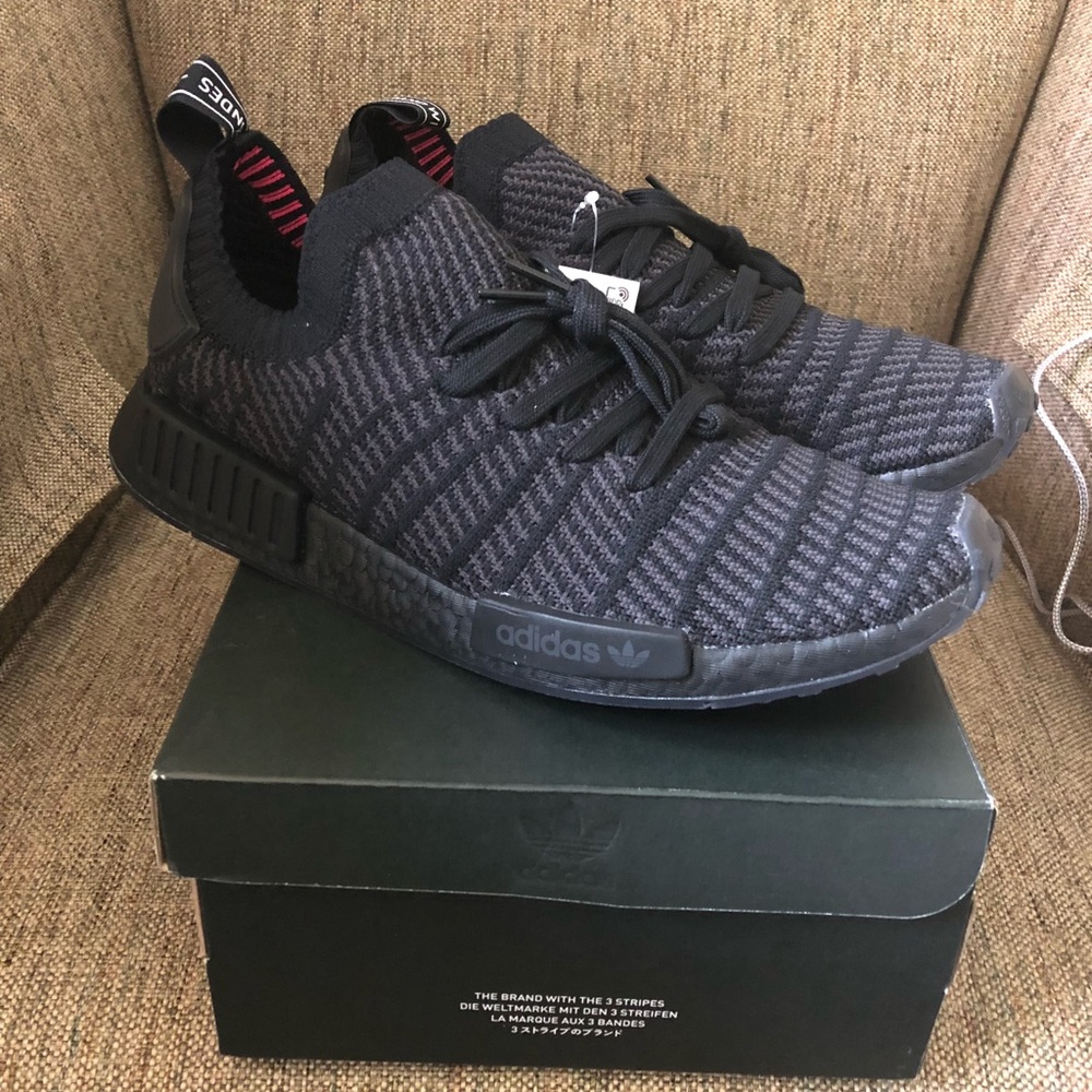 Adidas triple Black STLT - Picture 3 of 4
